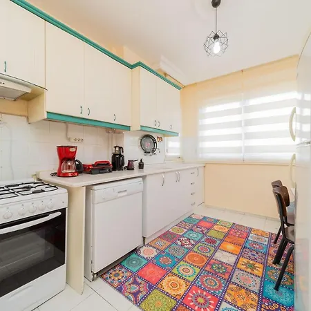 Apartment Cozy Flat With Balcony 5 Min To Konyaalti Antalya